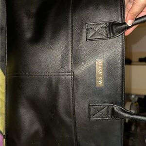 Mary Kay Over the shoulder Tote Bag